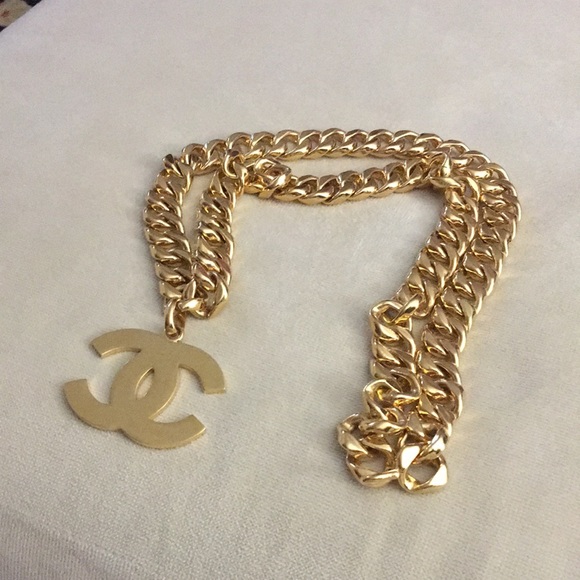 CHANEL gold BELT - Picture 4 of 9